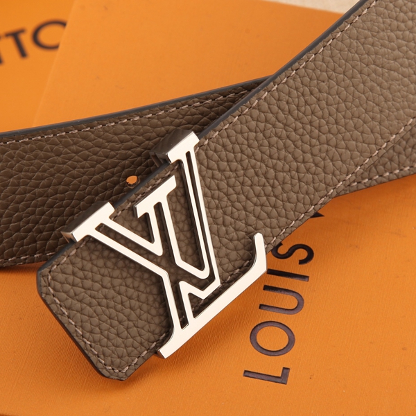 激安ルイヴィトンベルト背面デザイン